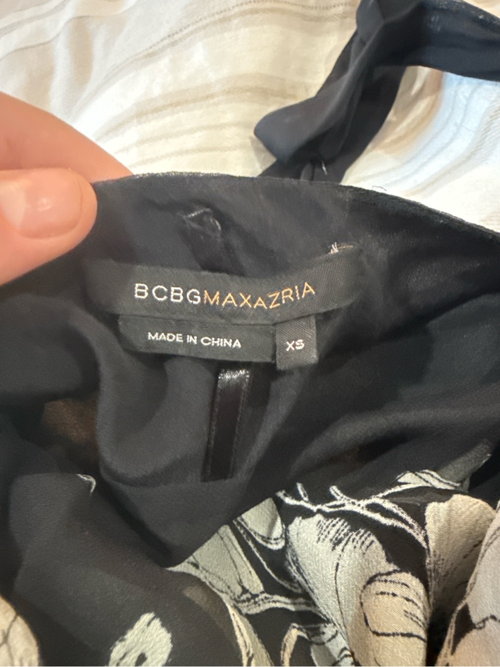 BCBGMaxAzria Black top with White Floral Print - Picture 2 of 4
